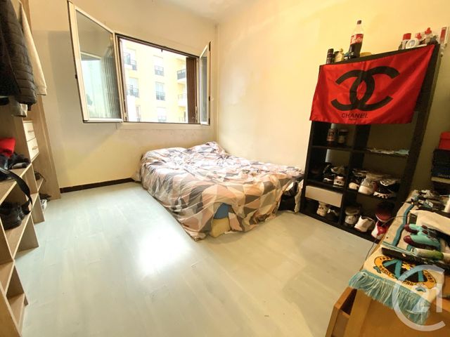 Afficher la photo en grand Appartement F5 à vendre - 5 pièces - 85.73 m2 - TOULON - 83 - PROVENCE-ALPES-COTE-D-AZUR - Century 21 Cap Sicié Immobilier