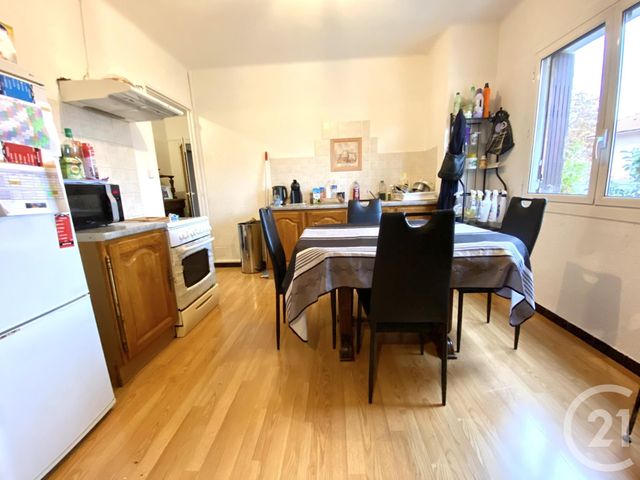 Afficher la photo en grand Appartement F5 à vendre - 5 pièces - 85.73 m2 - TOULON - 83 - PROVENCE-ALPES-COTE-D-AZUR - Century 21 Cap Sicié Immobilier