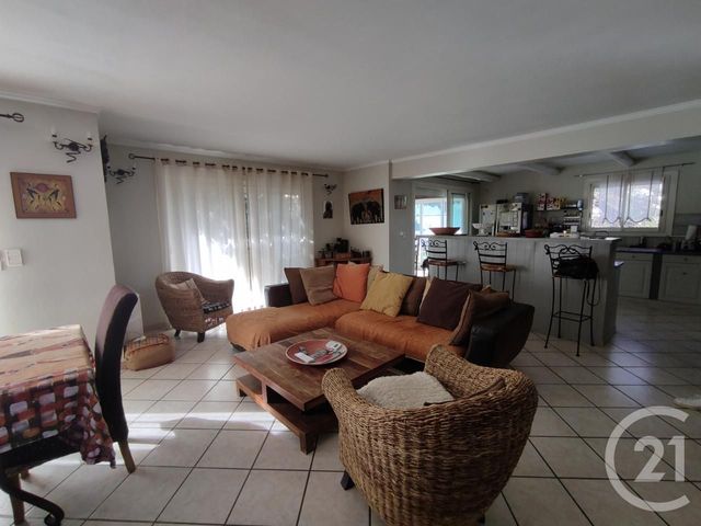 maison à vendre - 5 pièces - 129.52 m2 - SIX FOURS LES PLAGES - 83 - PROVENCE-ALPES-COTE-D-AZUR - Century 21 Cap Sicié Immobilier