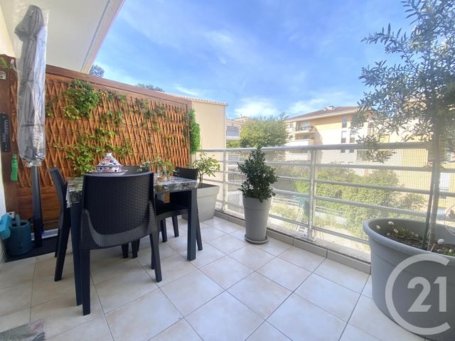 Appartement T3 à vendre - 3 pièces - 61.89 m2 - LA SEYNE SUR MER - 83 - PROVENCE-ALPES-COTE-D-AZUR - Century 21 Cap Sicié Immobilier