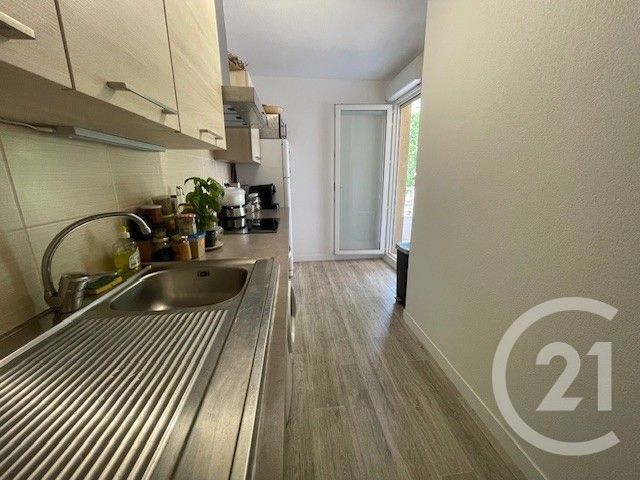 Appartement F2 à vendre - 2 pièces - 46.04 m2 - LA SEYNE SUR MER - 83 - PROVENCE-ALPES-COTE-D-AZUR - Century 21 Cap Sicié Immobilier