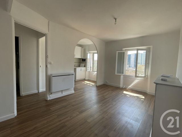 Appartement T2 à louer - 2 pièces - 34.25 m2 - TOULON - 83 - PROVENCE-ALPES-COTE-D-AZUR - Century 21 Cap Sicié Immobilier