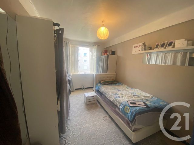 Appartement F5 à vendre - 5 pièces - 76.89 m2 - LA SEYNE SUR MER - 83 - PROVENCE-ALPES-COTE-D-AZUR - Century 21 Cap Sicié Immobilier