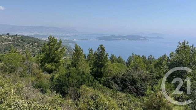Appartement F2 bis à vendre - 3 pièces - 60.0 m2 - LA SEYNE SUR MER - 83 - PROVENCE-ALPES-COTE-D-AZUR - Century 21 Cap Sicié Immobilier