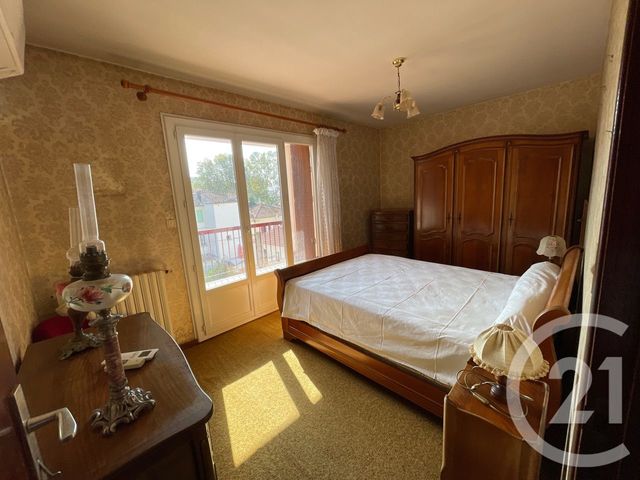 Appartement F3 à vendre - 3 pièces - 73.32 m2 - LA SEYNE SUR MER - 83 - PROVENCE-ALPES-COTE-D-AZUR - Century 21 Cap Sicié Immobilier