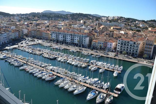 Appartement F3 à vendre - 6 pièces - 146.19 m2 - LA SEYNE SUR MER - 83 - PROVENCE-ALPES-COTE-D-AZUR - Century 21 Cap Sicié Immobilier