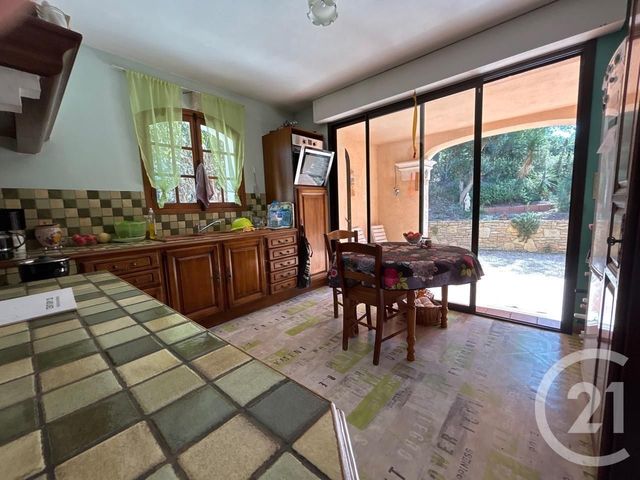 maison à vendre - 7 pièces - 180.0 m2 - LA SEYNE SUR MER - 83 - PROVENCE-ALPES-COTE-D-AZUR - Century 21 Cap Sicié Immobilier