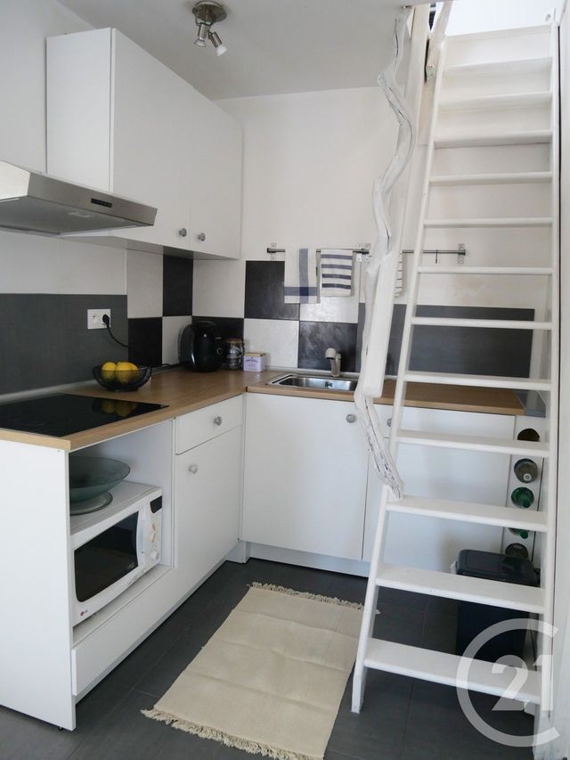 Appartement F1 à vendre - 1 pièce - 25.0 m2 - LA SEYNE SUR MER - 83 - PROVENCE-ALPES-COTE-D-AZUR - Century 21 Cap Sicié Immobilier