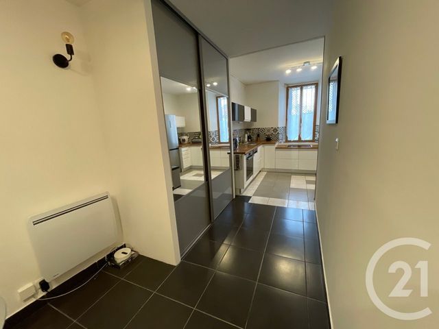 Afficher la photo en grand Appartement F3 à vendre - 3 pièces - 64.1 m2 - LA SEYNE SUR MER - 83 - PROVENCE-ALPES-COTE-D-AZUR - Century 21 Cap Sicié Immobilier