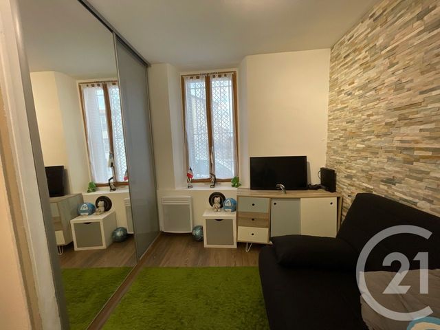 Afficher la photo en grand Appartement F3 à vendre - 3 pièces - 64.1 m2 - LA SEYNE SUR MER - 83 - PROVENCE-ALPES-COTE-D-AZUR - Century 21 Cap Sicié Immobilier