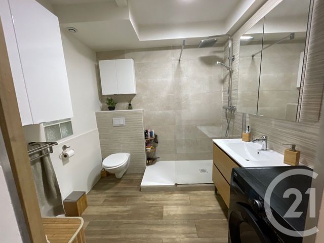 Afficher la photo en grand Appartement F3 à vendre - 3 pièces - 64.1 m2 - LA SEYNE SUR MER - 83 - PROVENCE-ALPES-COTE-D-AZUR - Century 21 Cap Sicié Immobilier