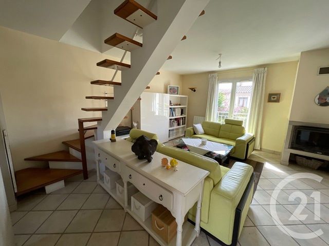 maison à vendre - 4 pièces - 96.46 m2 - LA SEYNE SUR MER - 83 - PROVENCE-ALPES-COTE-D-AZUR - Century 21 Cap Sicié Immobilier