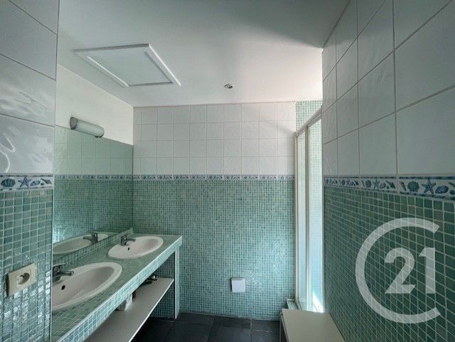 maison à vendre - 8 pièces - 223.77 m2 - LA SEYNE SUR MER - 83 - PROVENCE-ALPES-COTE-D-AZUR - Century 21 Cap Sicié Immobilier