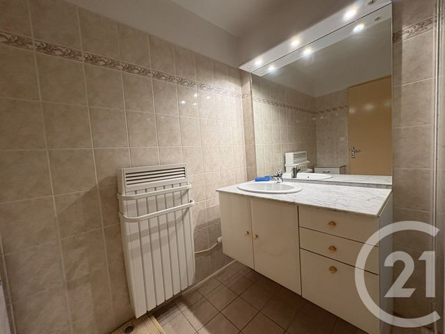 Appartement à vendre - 2 pièces - 60.0 m2 - LA SEYNE SUR MER - 83 - PROVENCE-ALPES-COTE-D-AZUR - Century 21 Cap Sicié Immobilier