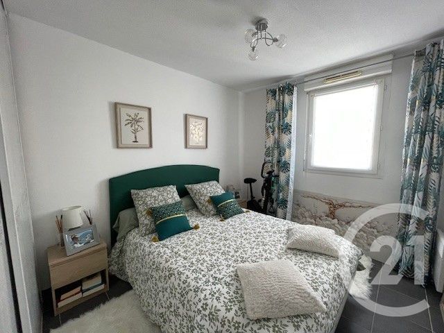 Appartement F4 à vendre - 4 pièces - 83.1 m2 - LA SEYNE SUR MER - 83 - PROVENCE-ALPES-COTE-D-AZUR - Century 21 Cap Sicié Immobilier