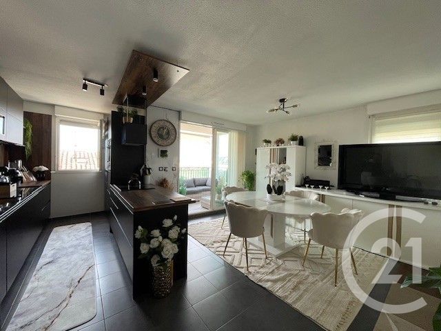 Appartement F4 à vendre - 4 pièces - 83.1 m2 - LA SEYNE SUR MER - 83 - PROVENCE-ALPES-COTE-D-AZUR - Century 21 Cap Sicié Immobilier