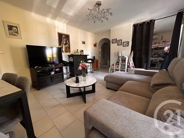 Appartement F4 à vendre - 4 pièces - 70.0 m2 - LA SEYNE SUR MER - 83 - PROVENCE-ALPES-COTE-D-AZUR - Century 21 Cap Sicié Immobilier