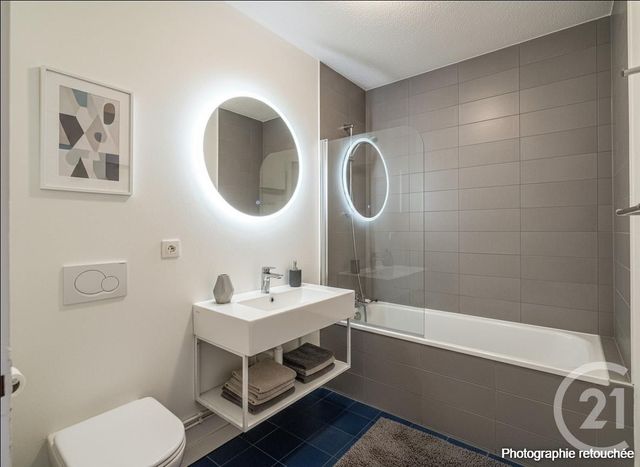 Appartement F1 à vendre - 1 pièce - 29.2 m2 - SIX FOURS LES PLAGES - 83 - PROVENCE-ALPES-COTE-D-AZUR - Century 21 Cap Sicié Immobilier