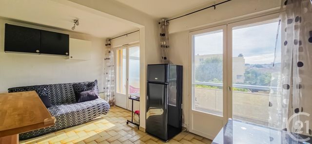 Appartement F1 à vendre - 1 pièce - 29.2 m2 - SIX FOURS LES PLAGES - 83 - PROVENCE-ALPES-COTE-D-AZUR - Century 21 Cap Sicié Immobilier