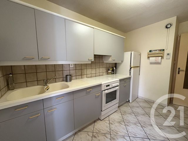 Appartement à vendre - 2 pièces - 60.0 m2 - LA SEYNE SUR MER - 83 - PROVENCE-ALPES-COTE-D-AZUR - Century 21 Cap Sicié Immobilier