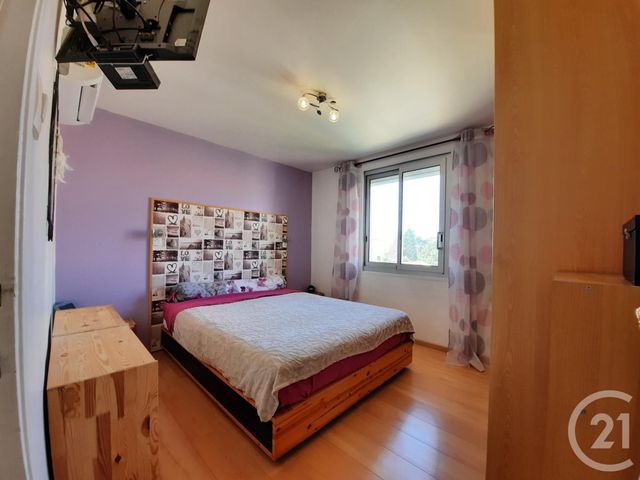 Afficher la photo en grand Appartement F3 à vendre - 3 pièces - 64.13 m2 - LA SEYNE SUR MER - 83 - PROVENCE-ALPES-COTE-D-AZUR - Century 21 Cap Sicié Immobilier
