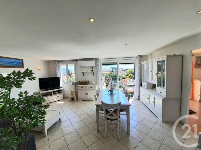 Afficher la photo en grand Appartement F3 à vendre - 3 pièces - 64.13 m2 - LA SEYNE SUR MER - 83 - PROVENCE-ALPES-COTE-D-AZUR - Century 21 Cap Sicié Immobilier
