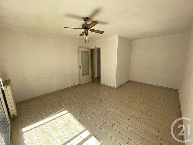 Afficher la photo en grand Appartement T2 à vendre - 2 pièces - 47.54 m2 - TOULON - 83 - PROVENCE-ALPES-COTE-D-AZUR - Century 21 Cap Sicié Immobilier