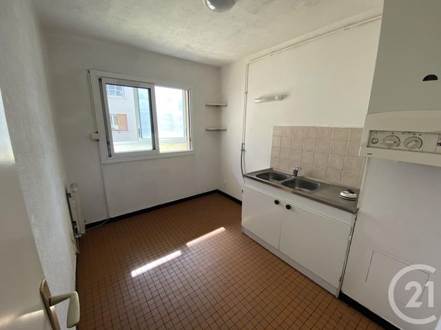 Afficher la photo en grand Appartement T2 à vendre - 2 pièces - 47.54 m2 - TOULON - 83 - PROVENCE-ALPES-COTE-D-AZUR - Century 21 Cap Sicié Immobilier