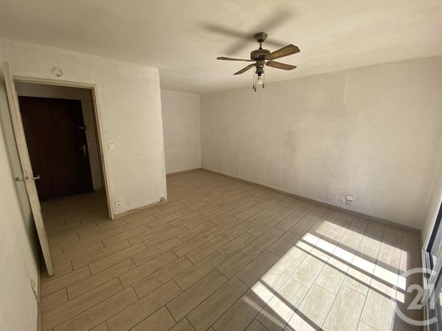 Afficher la photo en grand Appartement T2 à vendre - 2 pièces - 47.54 m2 - TOULON - 83 - PROVENCE-ALPES-COTE-D-AZUR - Century 21 Cap Sicié Immobilier