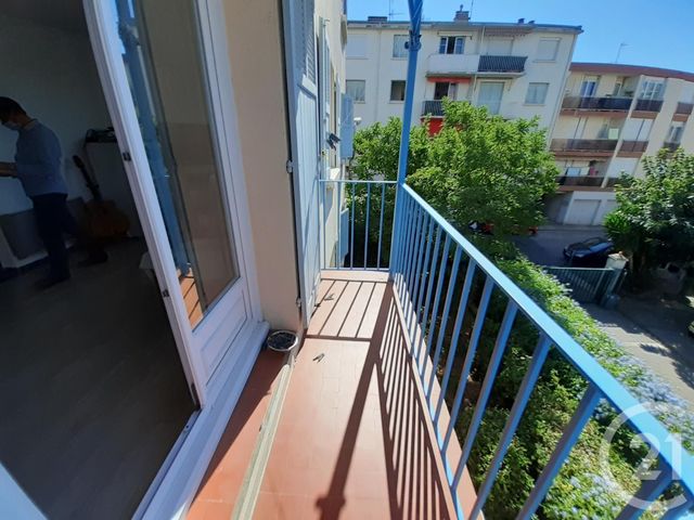 Afficher la photo en grand Appartement F3 à vendre - 3 pièces - 66.05 m2 - LA SEYNE SUR MER - 83 - PROVENCE-ALPES-COTE-D-AZUR - Century 21 Cap Sicié Immobilier