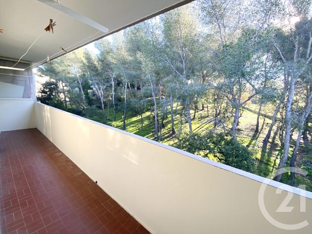 Afficher la photo en grand Appartement T3 à vendre - 3 pièces - 68.16 m2 - LA SEYNE SUR MER - 83 - PROVENCE-ALPES-COTE-D-AZUR - Century 21 Cap Sicié Immobilier