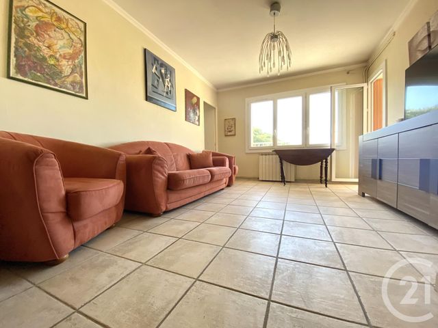 Afficher la photo en grand Appartement T3 à vendre - 3 pièces - 60.54 m2 - LA SEYNE SUR MER - 83 - PROVENCE-ALPES-COTE-D-AZUR - Century 21 Cap Sicié Immobilier