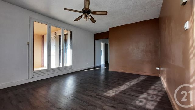 Afficher la photo en grand Appartement T4 à louer - 4 pièces - 72.76 m2 - LA SEYNE SUR MER - 83 - PROVENCE-ALPES-COTE-D-AZUR - Century 21 Cap Sicié Immobilier