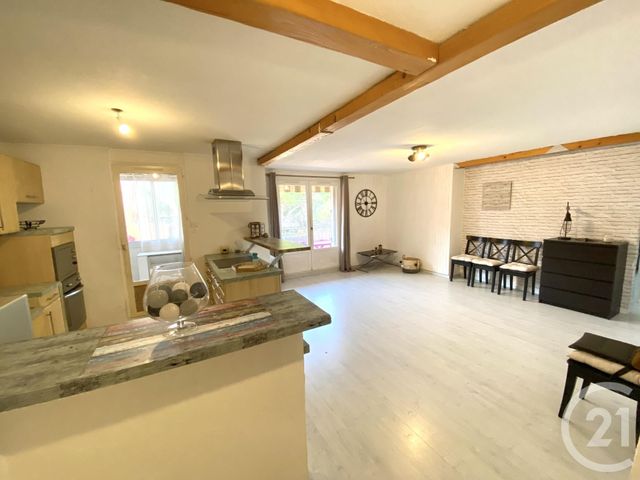 Afficher la photo en grand Appartement F4 à vendre - 4 pièces - 81.17 m2 - LA SEYNE SUR MER - 83 - PROVENCE-ALPES-COTE-D-AZUR - Century 21 Cap Sicié Immobilier