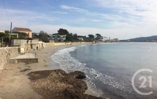 parking à vendre - 13.73 m2 - LA SEYNE SUR MER - 83 - PROVENCE-ALPES-COTE-D-AZUR - Century 21 Cap Sicié Immobilier parking à vendre - 13.73 m2 - LA SEYNE SUR MER - 83 - PROVENCE-ALPES-COTE-D-AZUR - Century 21 Cap Sicié Immobilier