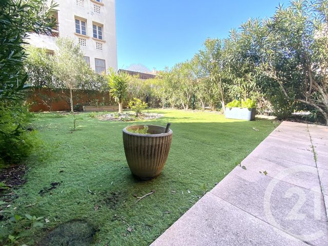 Afficher la photo en grand Appartement F2 à vendre - 2 pièces - 44.0 m2 - LA SEYNE SUR MER - 83 - PROVENCE-ALPES-COTE-D-AZUR - Century 21 Cap Sicié Immobilier