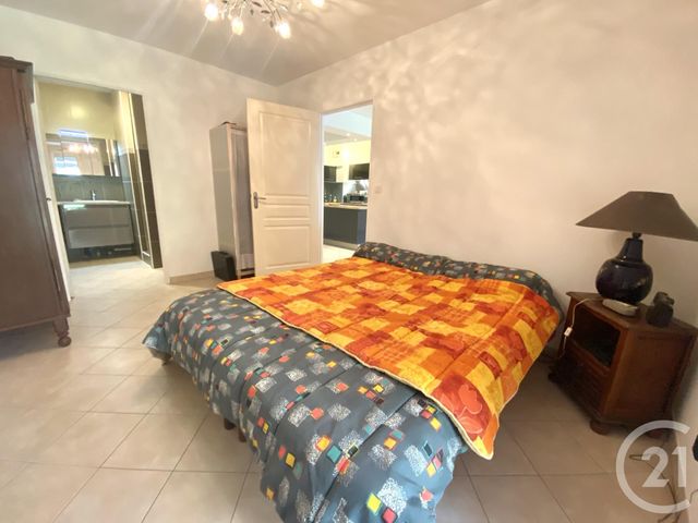 Afficher la photo en grand Appartement F2 à vendre - 2 pièces - 44.0 m2 - LA SEYNE SUR MER - 83 - PROVENCE-ALPES-COTE-D-AZUR - Century 21 Cap Sicié Immobilier