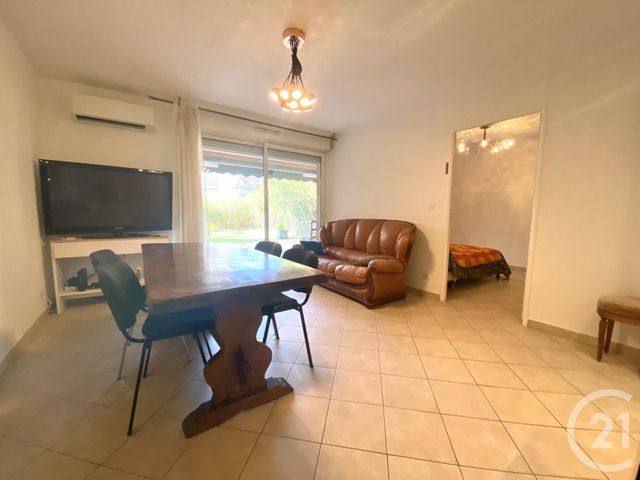 Afficher la photo en grand Appartement F2 à vendre - 2 pièces - 44.0 m2 - LA SEYNE SUR MER - 83 - PROVENCE-ALPES-COTE-D-AZUR - Century 21 Cap Sicié Immobilier