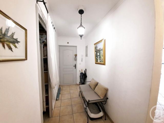 Afficher la photo en grand Appartement T5 à vendre - 5 pièces - 98.06 m2 - LA SEYNE SUR MER - 83 - PROVENCE-ALPES-COTE-D-AZUR - Century 21 Cap Sicié Immobilier