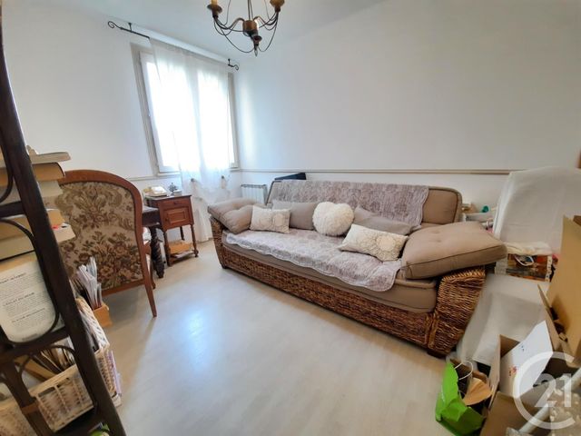 Afficher la photo en grand Appartement T5 à vendre - 5 pièces - 98.06 m2 - LA SEYNE SUR MER - 83 - PROVENCE-ALPES-COTE-D-AZUR - Century 21 Cap Sicié Immobilier