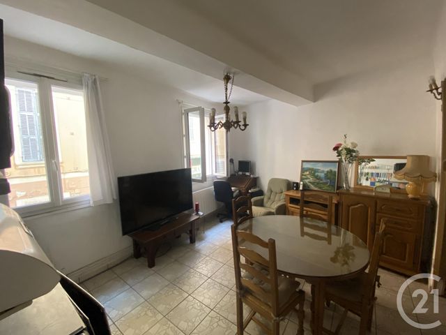 Afficher la photo en grand Studio à vendre - 1 pièce - 27.55 m2 - LA SEYNE SUR MER - 83 - PROVENCE-ALPES-COTE-D-AZUR - Century 21 Cap Sicié Immobilier