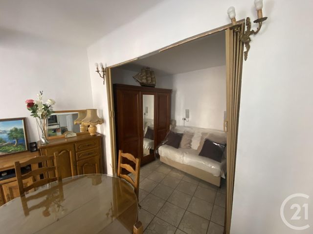 Afficher la photo en grand Studio à vendre - 1 pièce - 27.55 m2 - LA SEYNE SUR MER - 83 - PROVENCE-ALPES-COTE-D-AZUR - Century 21 Cap Sicié Immobilier