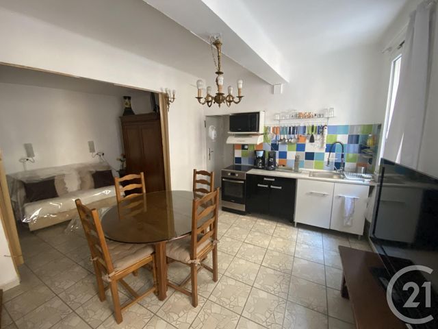 Afficher la photo en grand Studio à vendre - 1 pièce - 27.55 m2 - LA SEYNE SUR MER - 83 - PROVENCE-ALPES-COTE-D-AZUR - Century 21 Cap Sicié Immobilier