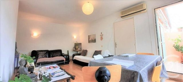 Appartement F4 à vendre - 4 pièces - 75.72 m2 - OLLIOULES - 83 - PROVENCE-ALPES-COTE-D-AZUR - Century 21 Cap Sicié Immobilier Appartement F4 à vendre - 4 pièces - 75.72 m2 - OLLIOULES - 83 - PROVENCE-ALPES-COTE-D-AZUR - Century 21 Cap Sicié Immobilier