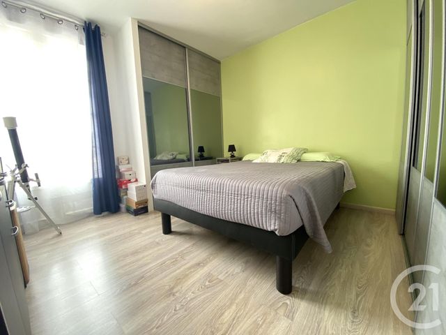 Appartement T4 à vendre - 4 pièces - 77.42 m2 - LA SEYNE SUR MER - 83 - PROVENCE-ALPES-COTE-D-AZUR - Century 21 Cap Sicié Immobilier Appartement T4 à vendre - 4 pièces - 77.42 m2 - LA SEYNE SUR MER - 83 - PROVENCE-ALPES-COTE-D-AZUR - Century 21 Cap Sicié Immobilier