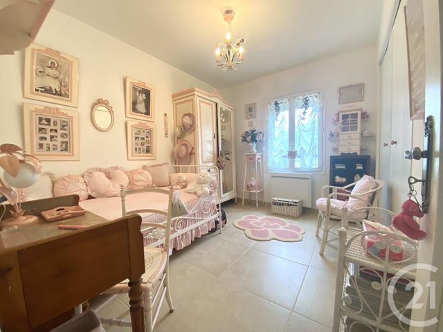 Afficher la photo en grand maison à vendre - 8 pièces - 204.69 m2 - SIX FOURS LES PLAGES - 83 - PROVENCE-ALPES-COTE-D-AZUR - Century 21 Cap Sicié Immobilier