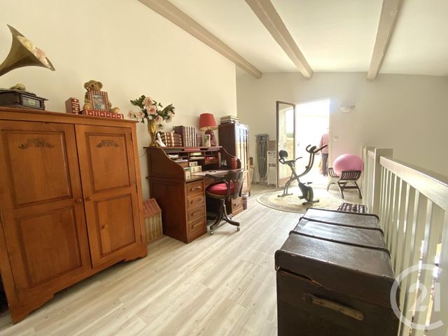 Afficher la photo en grand maison à vendre - 8 pièces - 204.69 m2 - SIX FOURS LES PLAGES - 83 - PROVENCE-ALPES-COTE-D-AZUR - Century 21 Cap Sicié Immobilier