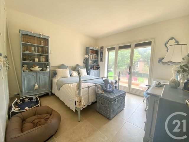 Afficher la photo en grand maison à vendre - 8 pièces - 204.69 m2 - SIX FOURS LES PLAGES - 83 - PROVENCE-ALPES-COTE-D-AZUR - Century 21 Cap Sicié Immobilier
