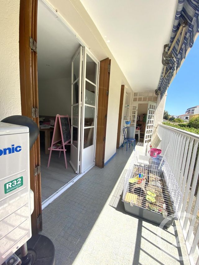 Appartement T4 à vendre - 4 pièces - 77.05 m2 - LA SEYNE SUR MER - 83 - PROVENCE-ALPES-COTE-D-AZUR - Century 21 Cap Sicié Immobilier Appartement T4 à vendre - 4 pièces - 77.05 m2 - LA SEYNE SUR MER - 83 - PROVENCE-ALPES-COTE-D-AZUR - Century 21 Cap Sicié Immobilier