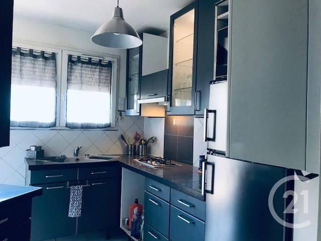 Appartement T2 à louer - 2 pièces - 52.27 m2 - LA SEYNE SUR MER - 83 - PROVENCE-ALPES-COTE-D-AZUR - Century 21 Cap Sicié Immobilier Appartement T2 à louer - 2 pièces - 52.27 m2 - LA SEYNE SUR MER - 83 - PROVENCE-ALPES-COTE-D-AZUR - Century 21 Cap Sicié Immobilier